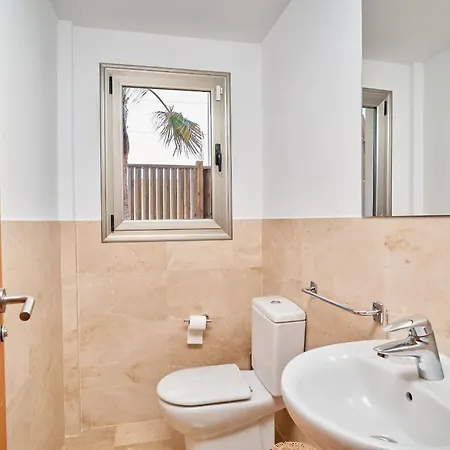 Chalet Costera, Mar, Golf Y Muelle Deportivo *